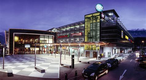 hotels near dez shopping centre|Hotels near DEZ Shopping Center.